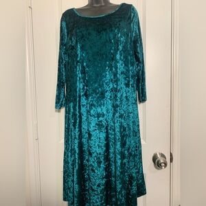 Piphany Teal Long Sleeve Velvet Dress